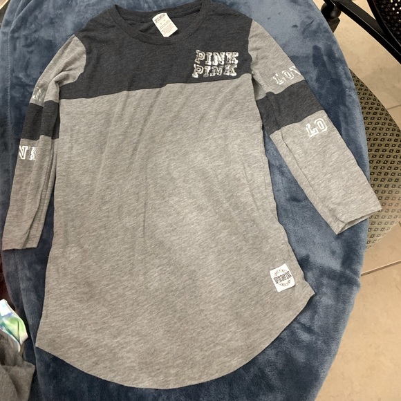 Set - Picture 2 of 4